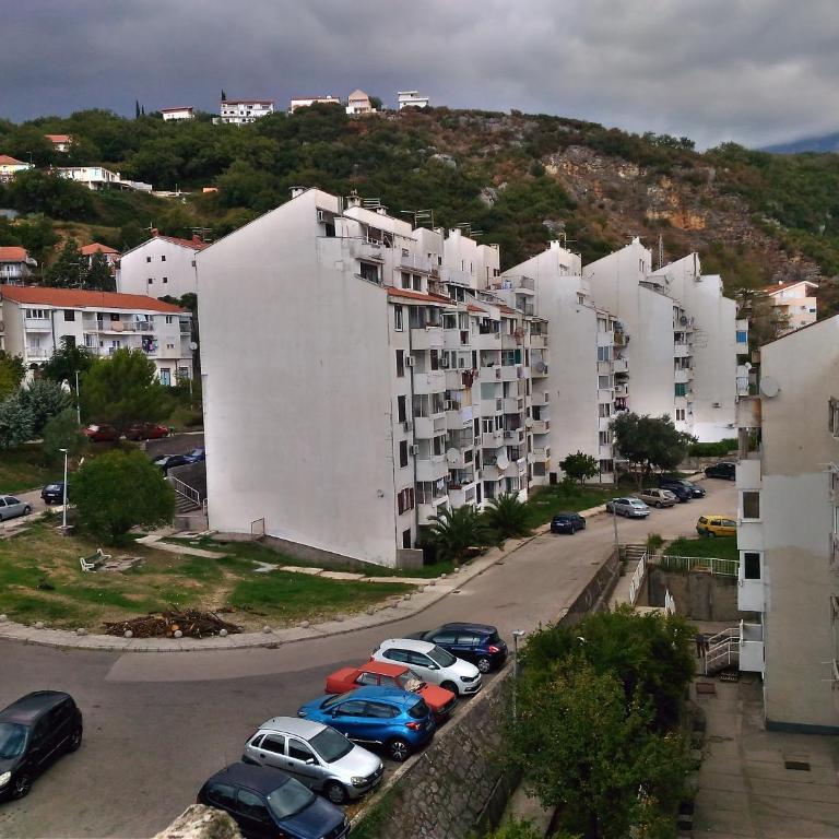 DLX Boka Pearl Residences - Two-Bedroom Apartment with Terrace and Sea View - 3