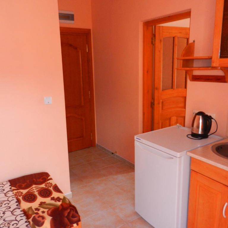 Guest house Villa Leonardo - Quadruple Room with Balcony - 4