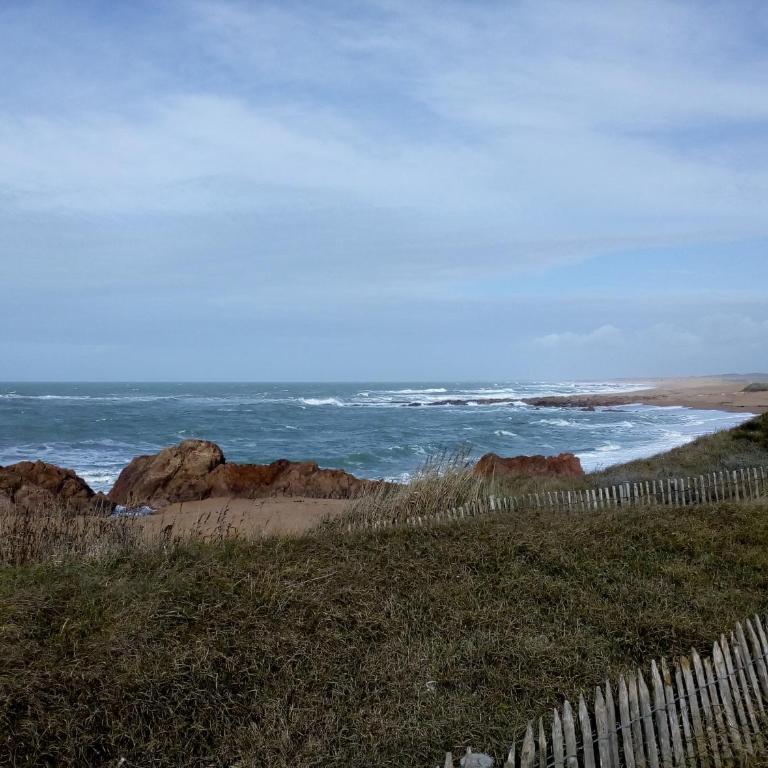 Grain de Sable et son Jacuzzi - Maison de Vacances - 30
