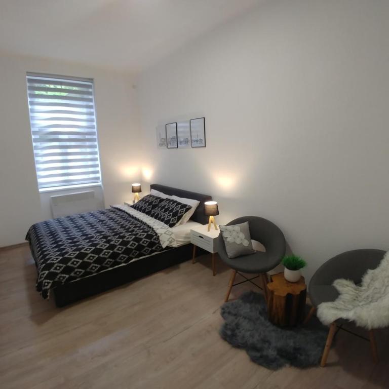 Apartments Sari - One-Bedroom Apartment - 5