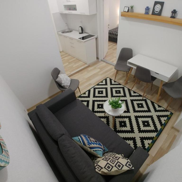 Apartments Sari - One-Bedroom Apartment - 1