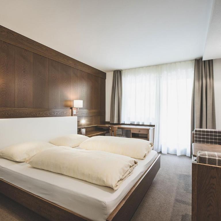 Hotel Bergland - Double Room with Balcony - 1