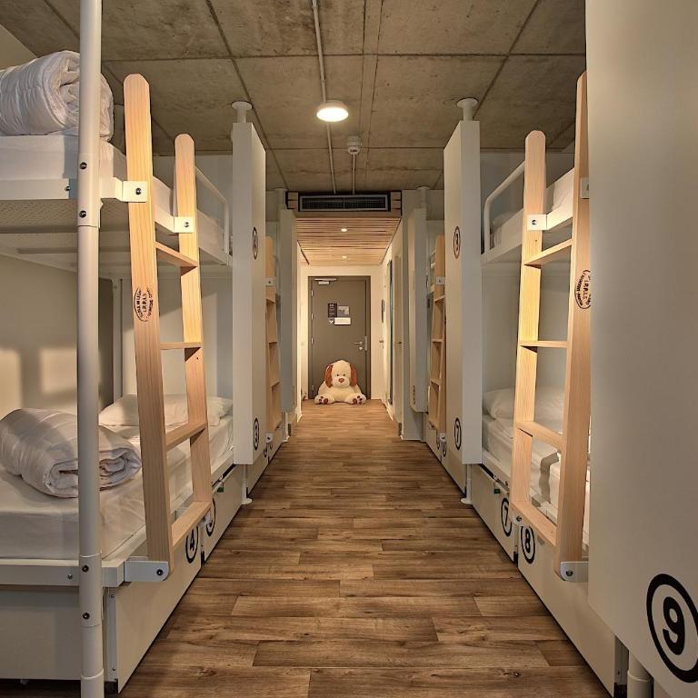 Anda Venice Hostel - Posto Letto in Dormitorio Misto con 9 Letti - 5