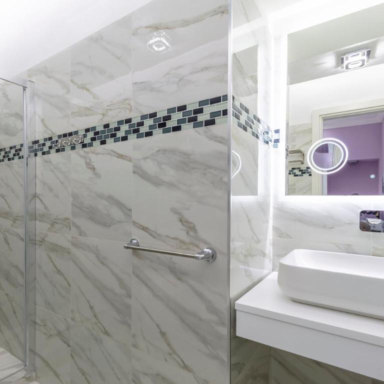 THE ONE Boutique Hotel & Private SPA Roma - Camera Matrimoniale Deluxe - 26