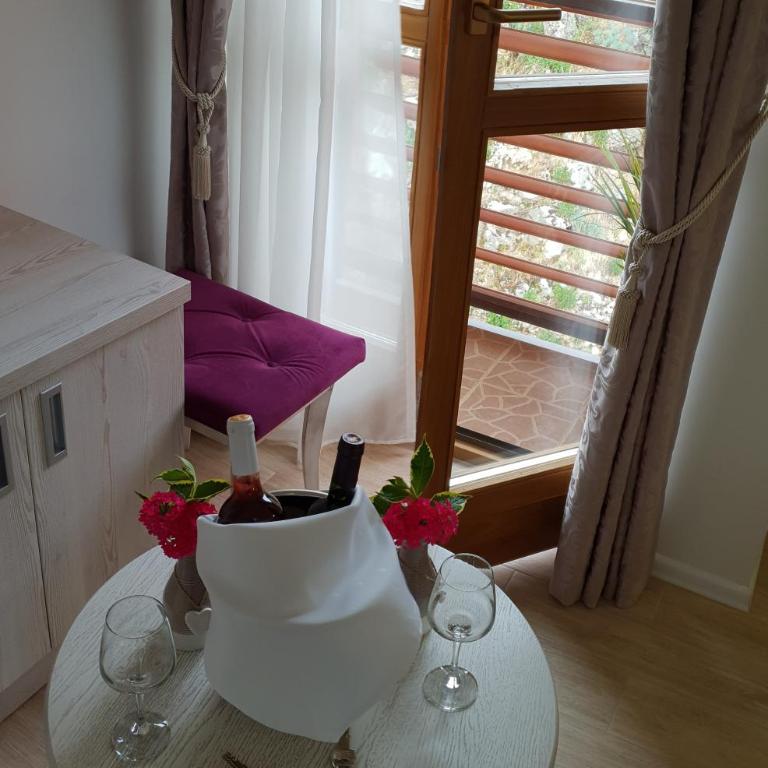 Apis Hotel - Deluks Porodična Soba - 5