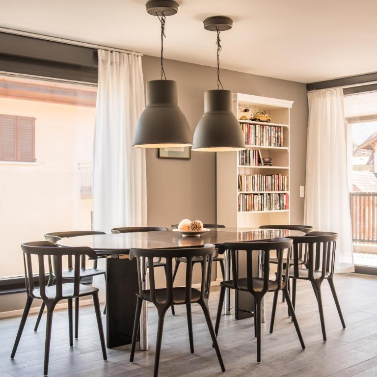Independance First - Four-Bedroom Luxury Apartment - 2