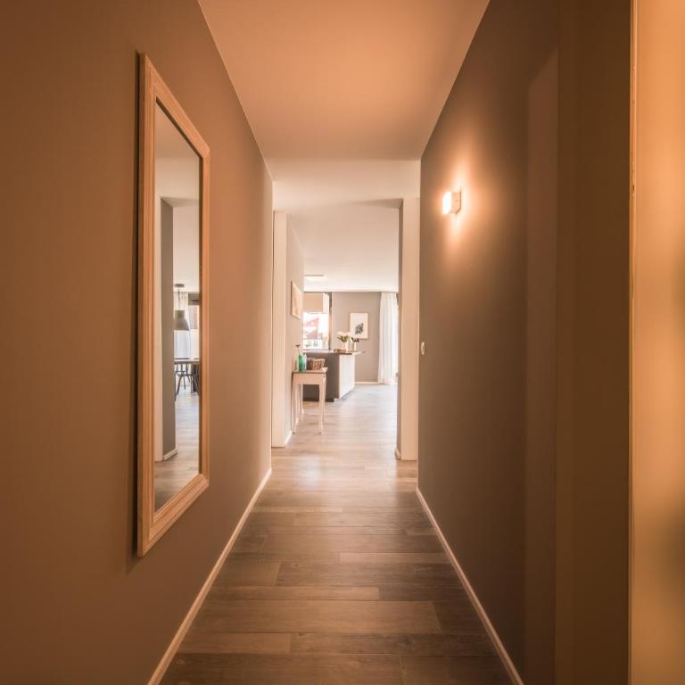 Independance First - Four-Bedroom Luxury Apartment - 24