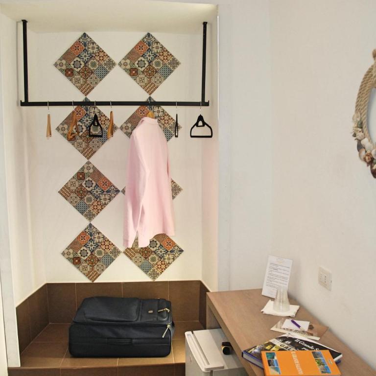 B&B Dimora San Vincenzo - Habitación Doble Económica - 4
