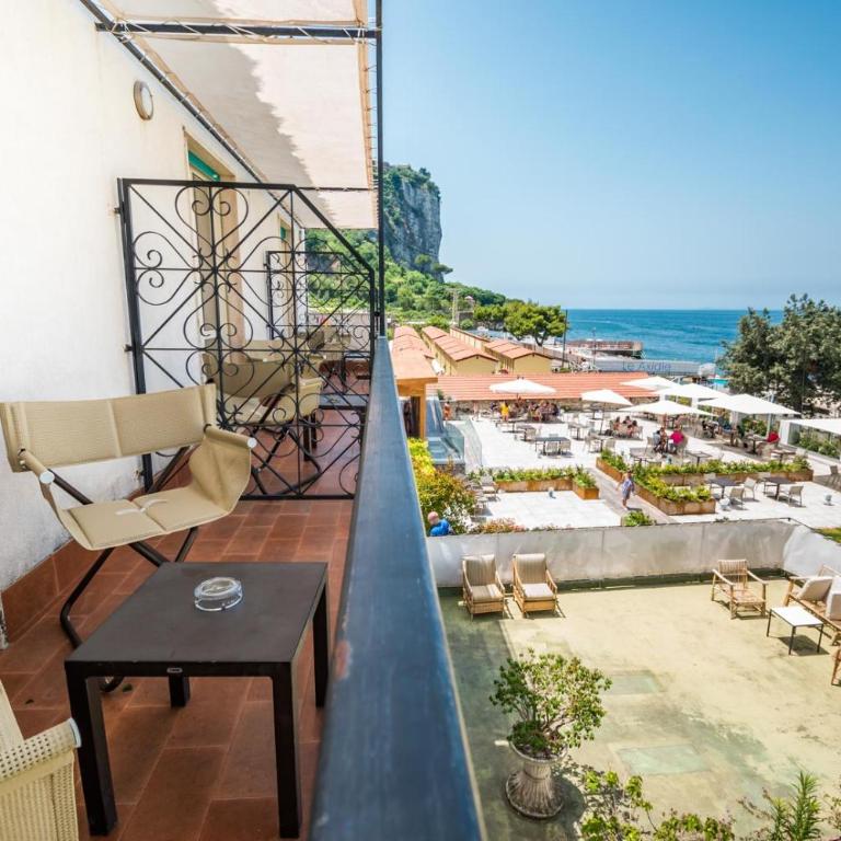 Hotel Le Axidie - Camera Matrimoniale/Doppia con Letti Singoli con Vista Mare Parziale - 4