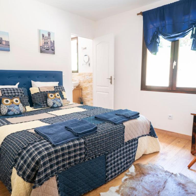 Lyon Mon Amour B&B - Chambre Double avec Salle de Bains Privative - 2