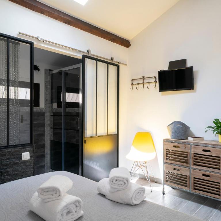 Lyon Mon Amour B&B - Chambre Double avec Salle de Bains Privative - 4