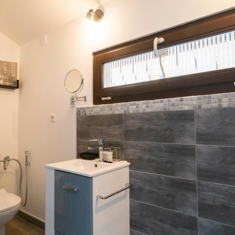 Lyon Mon Amour B&B - Chambre Double avec Salle de Bains Privative - 12