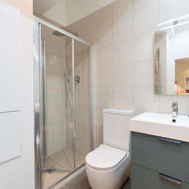 Palazzo Della Nave - Deluxe One-Bedroom Apartment with Garden View - 15