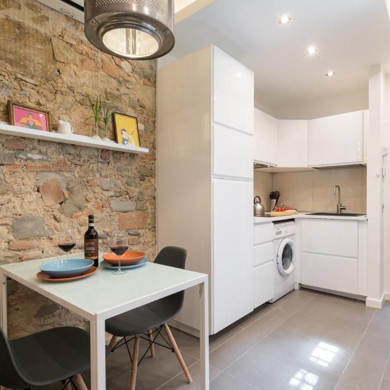 Palazzo Della Nave - Deluxe One-Bedroom Apartment with Garden View - 13