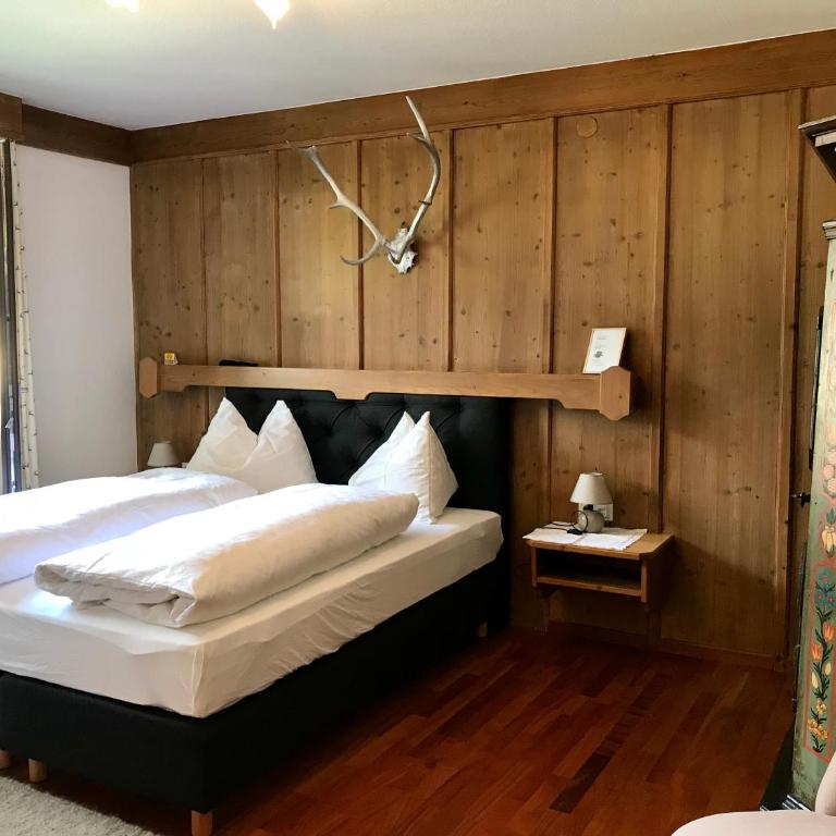Pension Jaga Hias - Doppelzimmer - 9