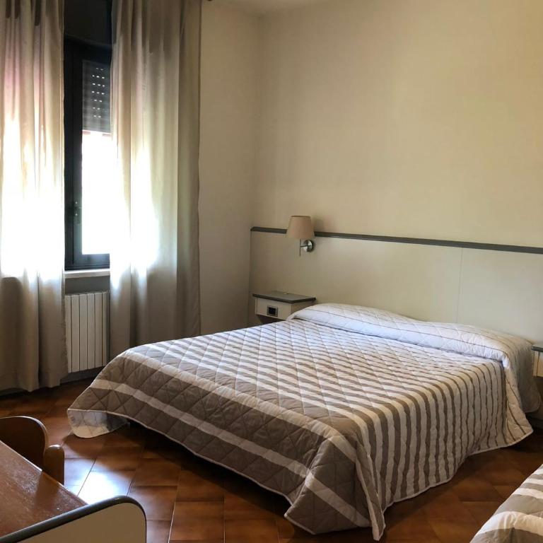Hotel Ai Tufi - Camera Doppia con Letti Singoli - 11