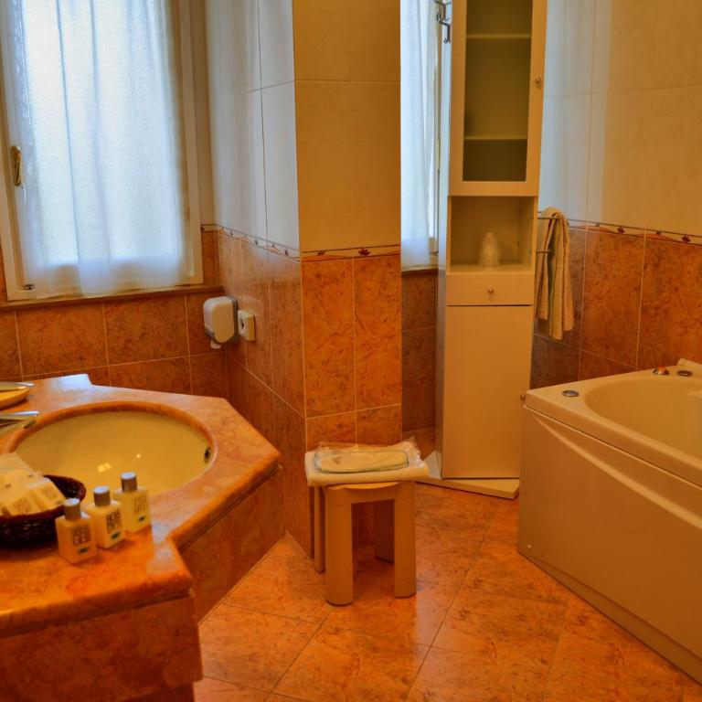 La Riserva di Castel d'Appio- Charme & Relax - Suite mit Meerblick - 6