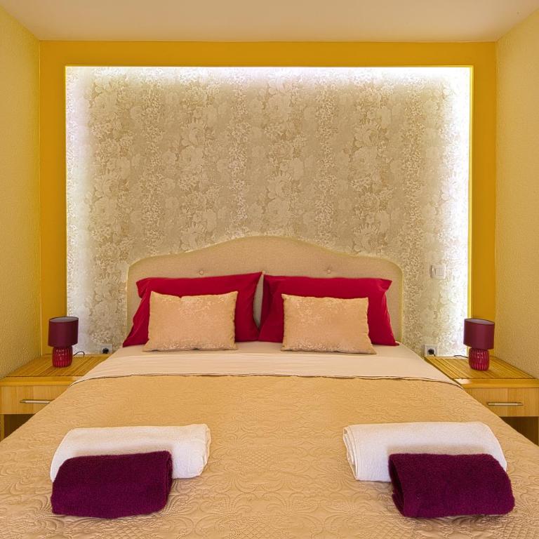 Apartmani Mihailovic - King Studio with Sofa Bed - 4