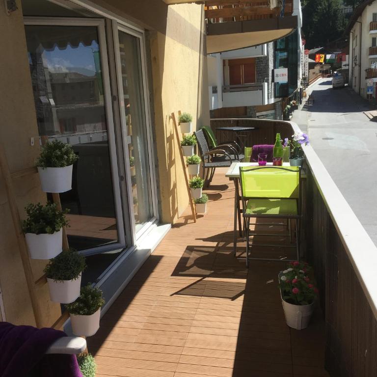 Apartments Steinbock - Mountain Views & Central Location - Apartamento con balcón - 11
