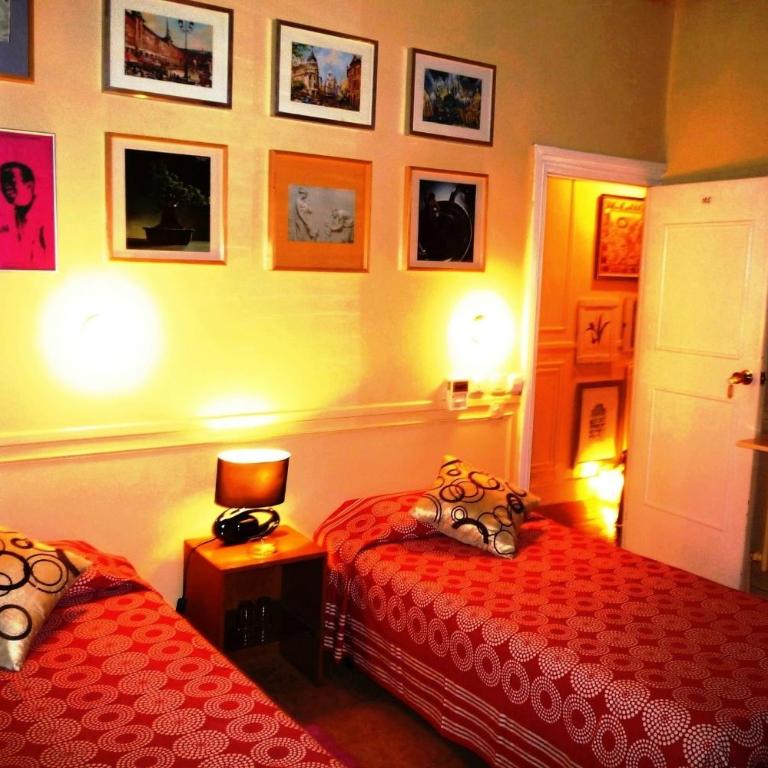 Hostal La Fontana - Twin Room - 3