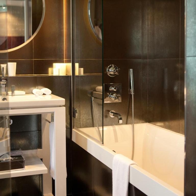 Le Pavillon des Lettres - Chambre Deluxe Double ou Lits Jumeaux - 5