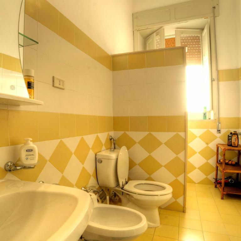 Villa with pool and tennis court - Villa con Piscina Privata - 24