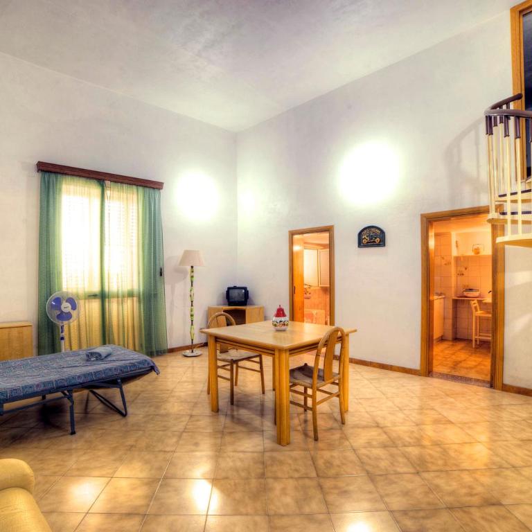 Villa with pool and tennis court - Villa con Piscina Privata - 20