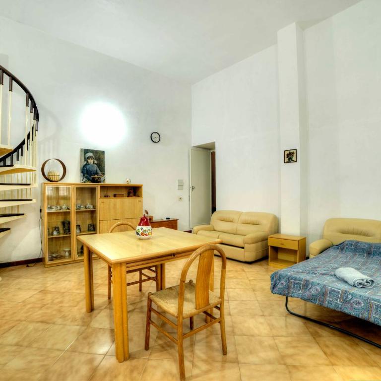 Villa with pool and tennis court - Villa con Piscina Privata - 21