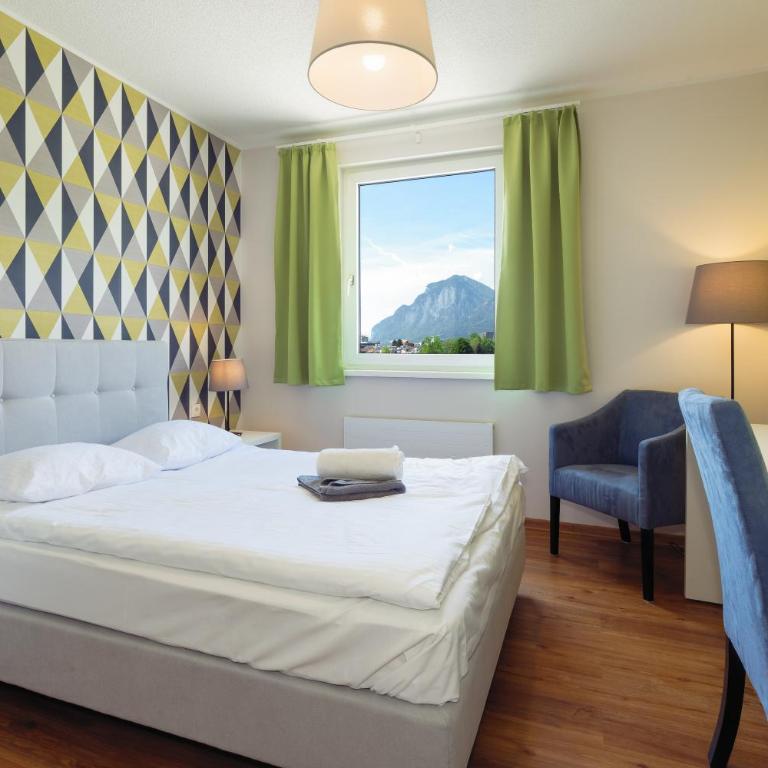 Hostel Marmota - Doppelzimmer mit Bergblick - 1