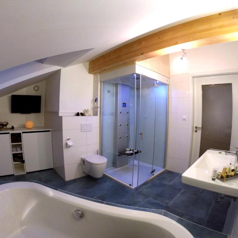 Alpenglück de Luxe Ferienwohnung am Forggensee - Deluxe Apartment - 8
