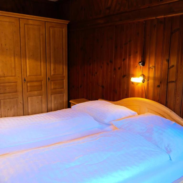 Pension Eckschlager - Doppelzimmer mit Balkon - 9