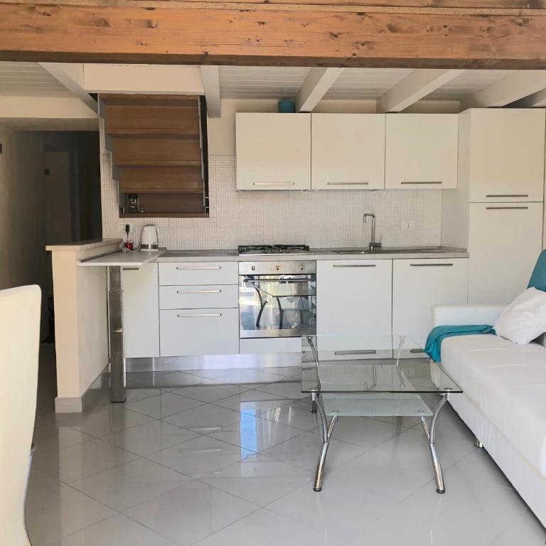 ABCdecor Italia - Appartamento su 2 Livelli - 3