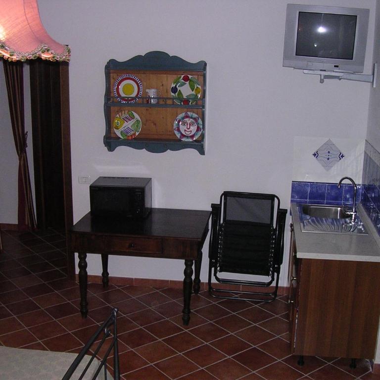 Turismo Rurale Baglio Fastuchera - Camera Tripla Comfort con Doccia - 3