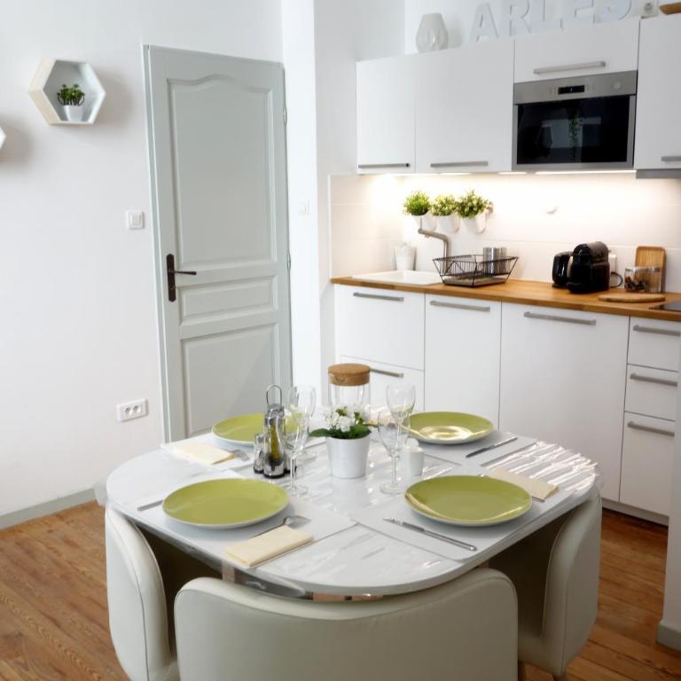 Arles Holiday - Le Studio Chic - Appartement - 5