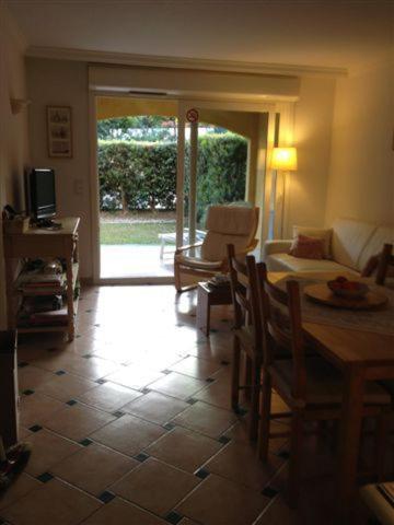 Les Lavandiers appartement rénové totale avec climatisation - Apartment mit 2 Schlafzimmern - 26