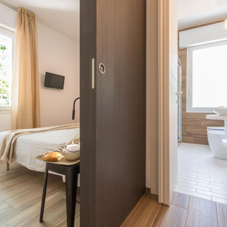 Hotel Villa Tosi - Suite Familiare con Balcone - 5