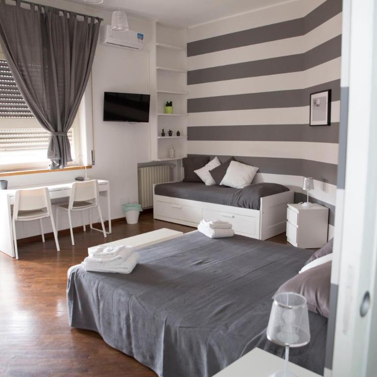 Antico Mercato - Quadruple Room with Shared Bathroom - 5