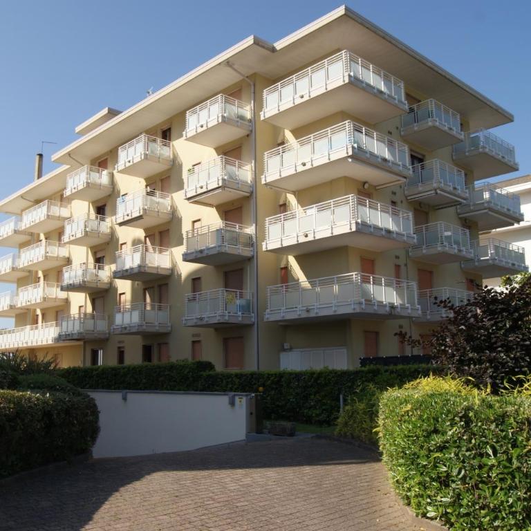 Appartamenti Diplomatic-Residence Fronte mare-Piazza Torino-Lido di Jesolo - Appartamento con 1 Camera da Letto - 2