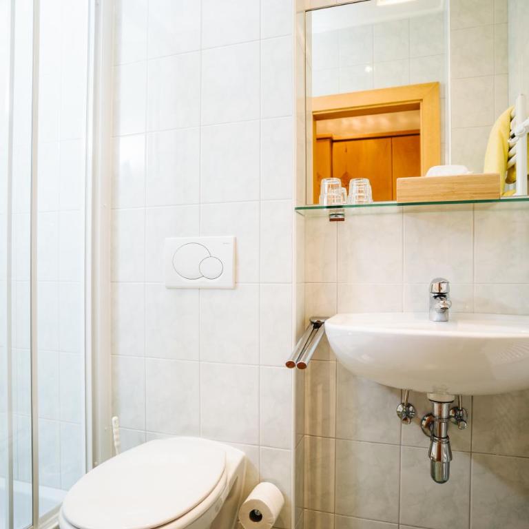 Ferienhof Hoffmann - Doppelzimmer mit Balkon - 4