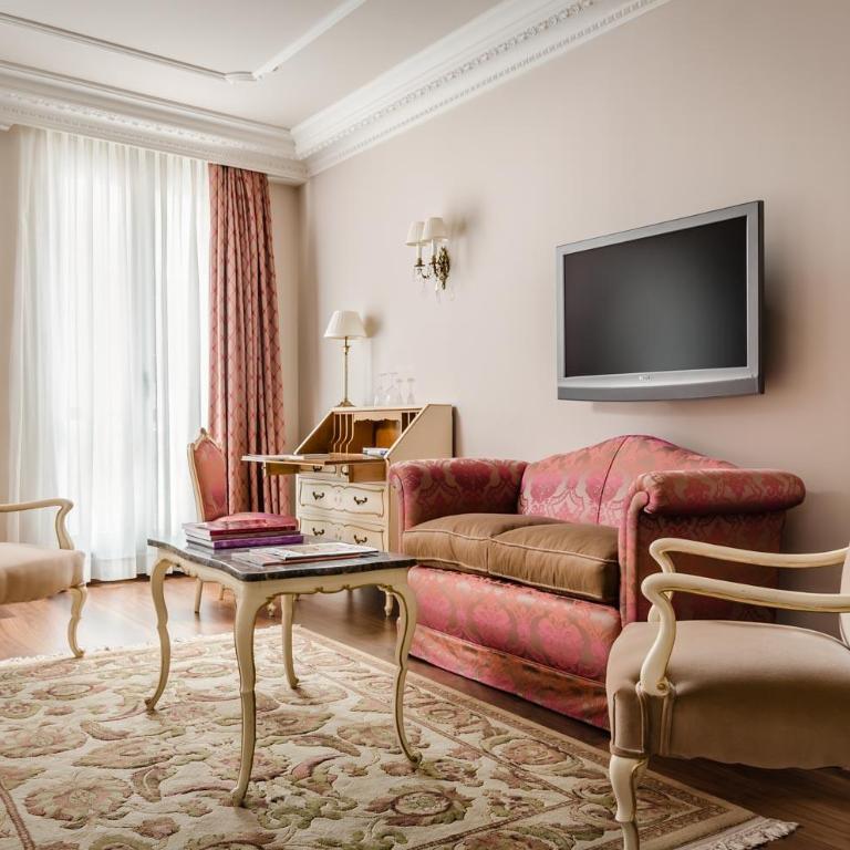 Gran Hotel La Perla - Suite - 7