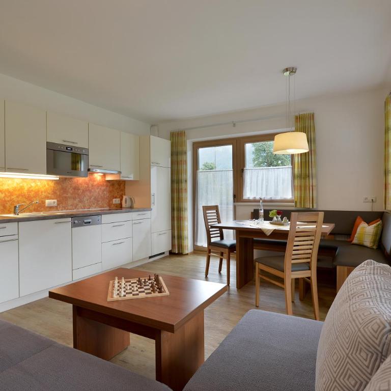 Ferienhaus Gredler - Apartment mit Terrasse - 2