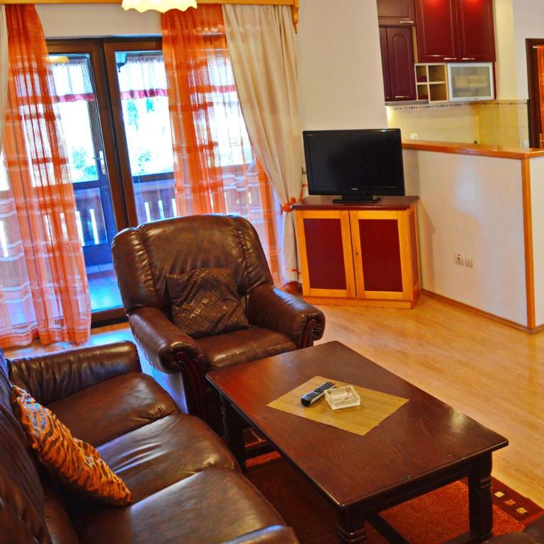 KRALjEVI KONACI ZLATIBOR - Superior Vikendica sa 3 Spavaće Sobe - 13