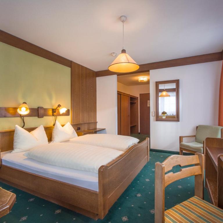 Alte Post - Standard Doppelzimmer mit Balkon - 4