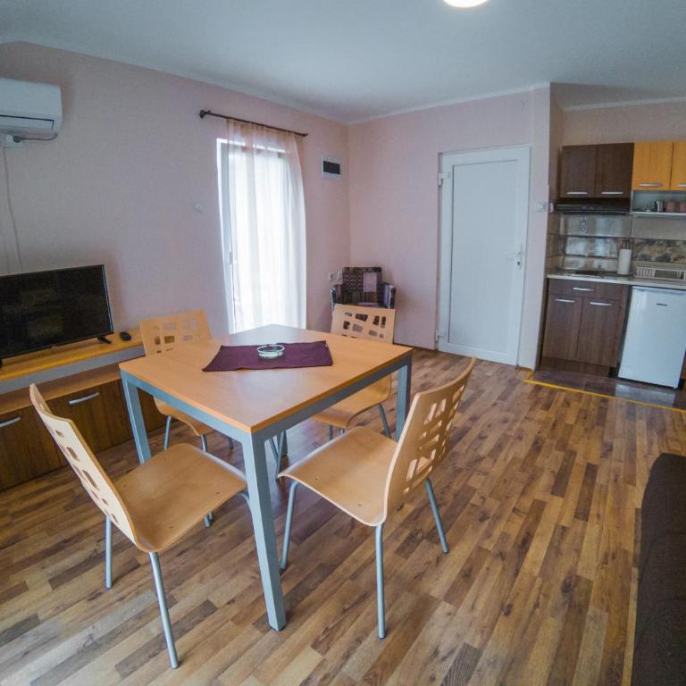 Apartmani "STEFANOVIĆ" - Apartman sa 1 Spavaćom Sobom - 2