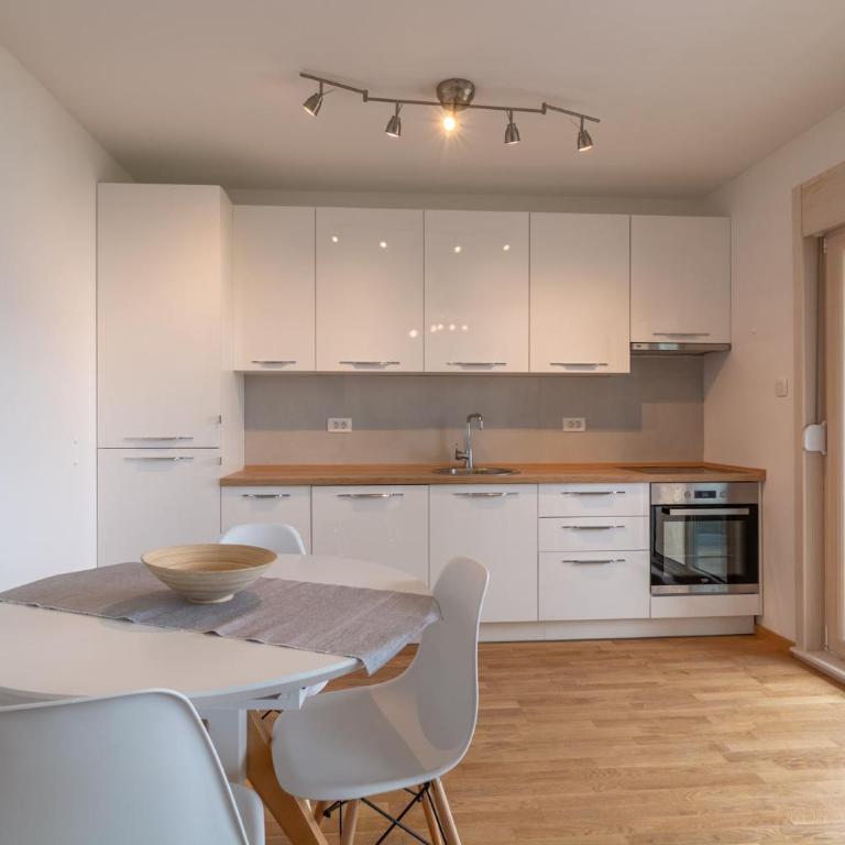 Luxury Seaside Apartments - Apartman sa Pogledom na More - 15