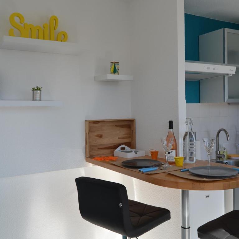 Le petit studieux - Parking - Animaux acceptés - Centre ville accessible à pied - Apartment - 2