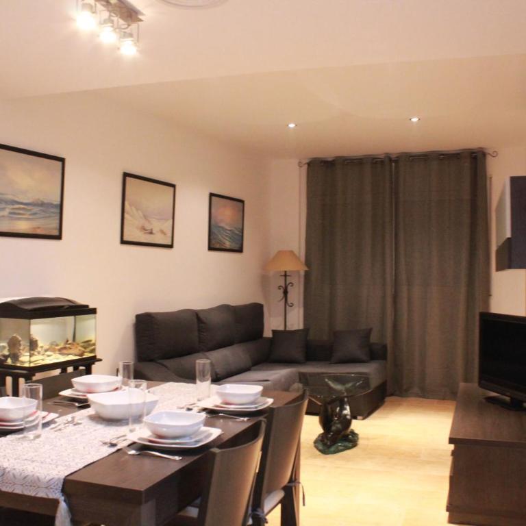 Lo Flamenc - Apartment - 2
