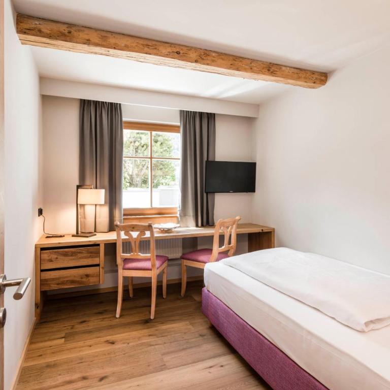 Mirabell Dolomites Hotel - Suite Deluxe - 2