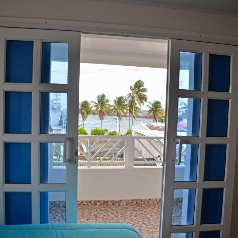 Summer Breeze - Habitación Doble con baño privado - 1 o 2 camas - 5