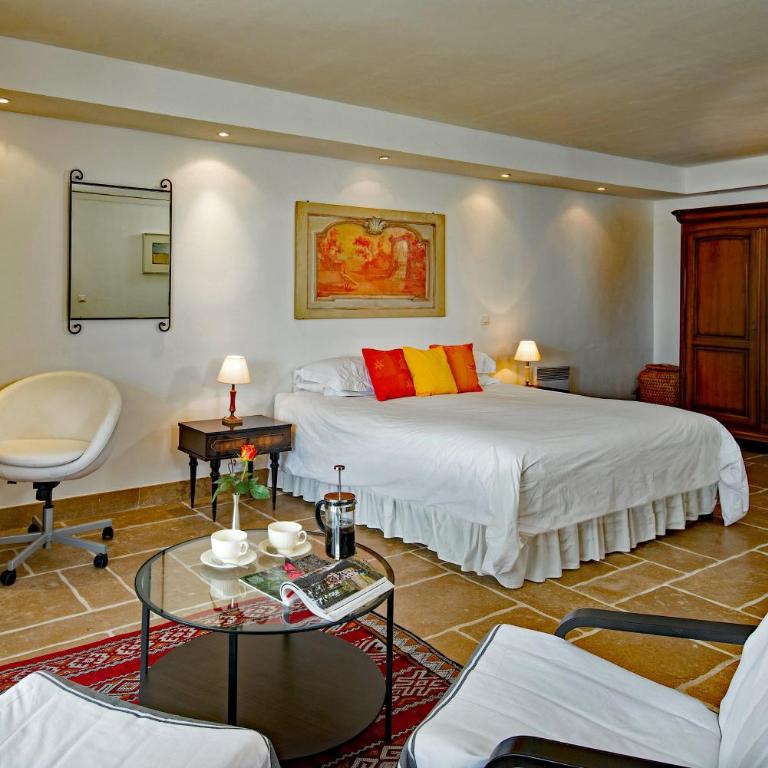 Luxury Pool Apartment at Villa Seburga - Two-Bedroom Apartment - 13